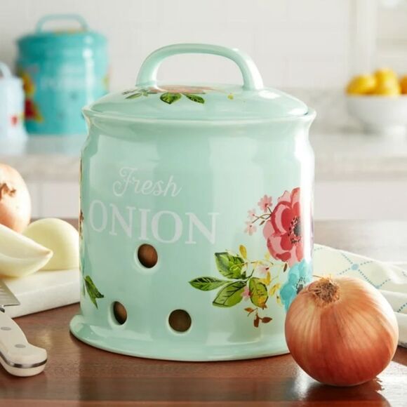 The Pioneer Woman Set of Potato Keeper, Onion Keeper and Garlic Keeper - Picture 4 of 6